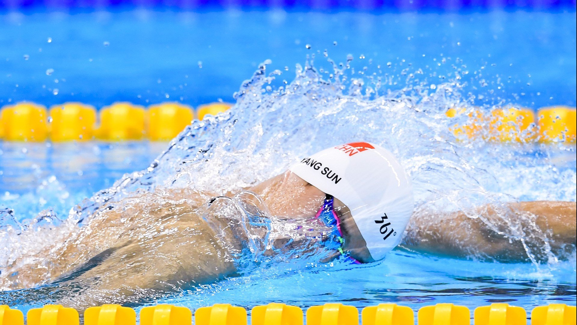 _城市空中自行车锦标赛：穿越天际线_，城市天际线 自行车